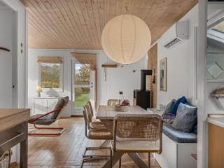 Holiday Home Cordelia - 400m from the sea by Interhome - 6