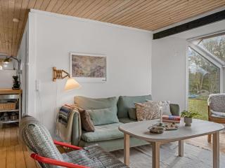 Holiday Home Cordelia - 400m from the sea by Interhome - 1
