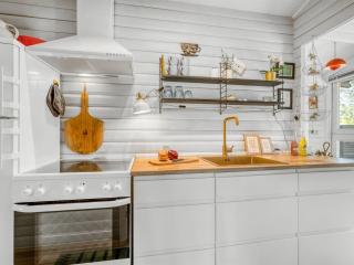 Holiday Home Susannah - from the sea by Interhome - 2