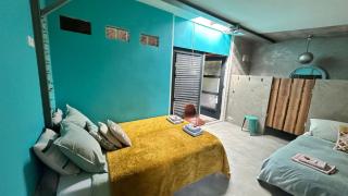 Ibiza Houseboatloft Amsterdam - 6