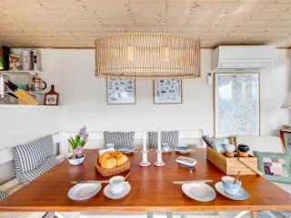 Holiday Home Jorie - 100m from the sea by Interhome - 1