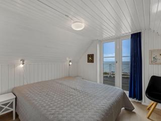 Holiday Home Hillegonde - 84m from the sea by Interhome - 3