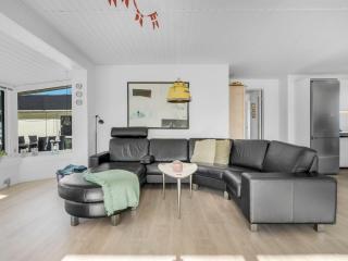 Holiday Home Ehm - 600m from the sea by Interhome - 9