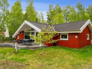Holiday Home Niglæs - 700m from the sea by Interhome - 5