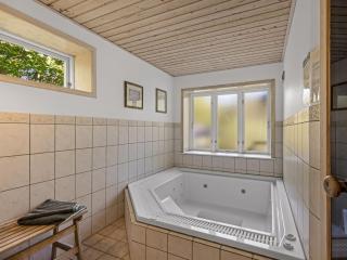 Holiday Home Etta - 957m from the sea by Interhome - 5