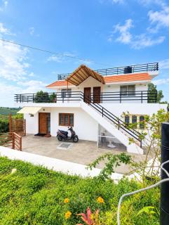 Coonoor Hill Stay by LexStays - Aravankādu - 9