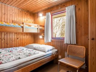 Holiday Home Bedri - 150m from the sea by Interhome - 2