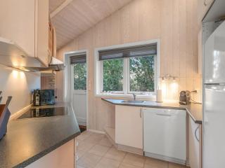 Holiday Home Nashota - 600m from the sea by Interhome - 1