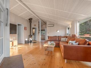 Holiday Home Nashota - 600m from the sea by Interhome - 5