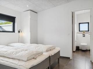 Holiday Home Thorkjell - 350m from the sea by Interhome - 3