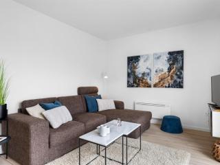 Apartment Kari - 50m from the sea by Interhome - 7