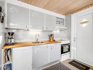 Holiday Home Elsabet - 700m to the fjord by Interhome - 7