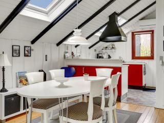 Holiday Home Magnus - 250m to the fjord by Interhome - 1