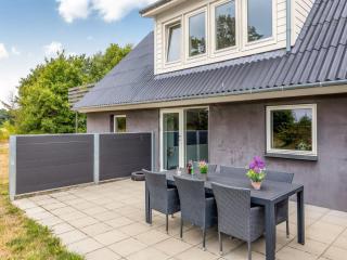 Holiday Home Ilsebeth - 400m from the sea by Interhome - 4