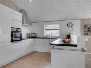 Holiday Home Ebertine - 740m to the fjord by Interhome - 7