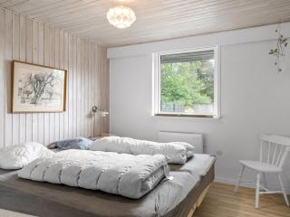 Holiday Home Johan - from the sea by Interhome - 4