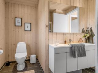 Holiday Home Herwarth - 400m from the sea by Interhome - 6