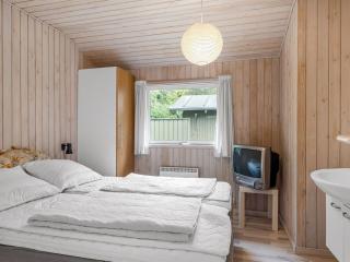Holiday Home Edle - from the sea by Interhome - Hals - 6