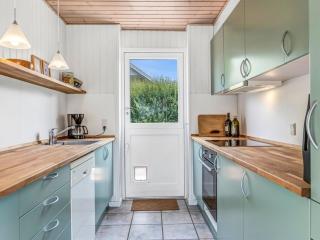 Holiday Home Tolke - 400m from the sea by Interhome - 6