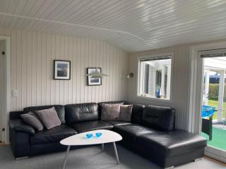 Holiday Home Raymond - 175m from the sea by Interhome - 4
