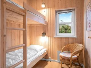 Holiday Home Henne - from the sea by Interhome - 2