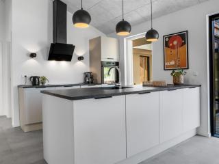 Holiday Home Silja - 900m from the sea by Interhome - 7