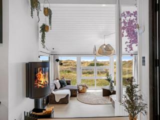 Holiday Home Marcus - 500m from the sea by Interhome - 6