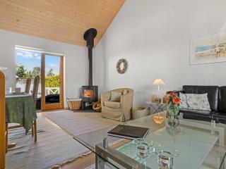 Holiday Home Elviira - 200m from the sea by Interhome - 2