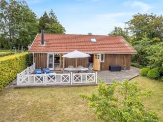 Holiday Home Elviira - 200m from the sea by Interhome - 1