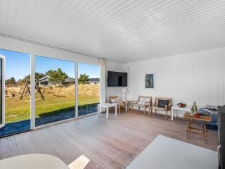 Holiday Home Sinikka - 900m from the sea by Interhome - 5