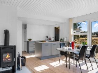 Holiday Home Sinikka - 900m from the sea by Interhome - 3