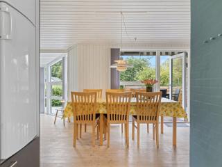 Holiday Home Tanita - 450m from the sea by Interhome - 1