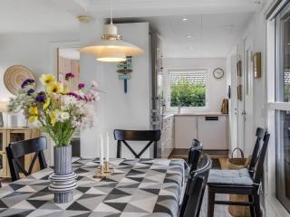 Holiday Home Adia - 500m from the sea by Interhome - 5