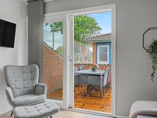 Apartment Asfrid - 80m from the sea by Interhome - 8
