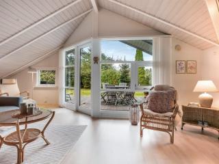 Holiday Home Lirim - 400m from the sea by Interhome - 8