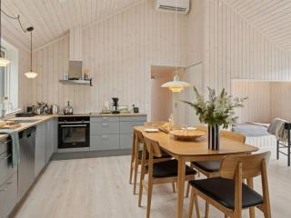 Holiday Home Aggi - 850m from the sea by Interhome - 8