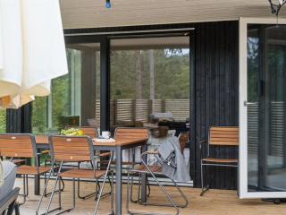Holiday Home Aggi - 850m from the sea by Interhome - 5