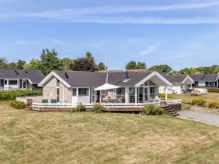 Holiday Home Finn - 100m from the sea by Interhome - 0