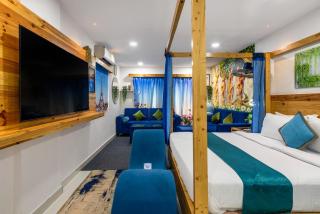 Monsoon Blue Suite - 5