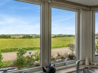 Holiday Home Tofan - 75m from the sea by Interhome - 5