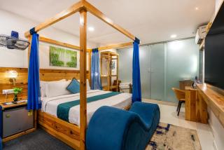 Monsoon Blue Suite - 6