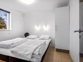 Holiday Home Synne - 350m from the sea by Interhome - 3