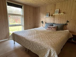 Holiday Home Swale - 500m from the sea by Interhome - 5