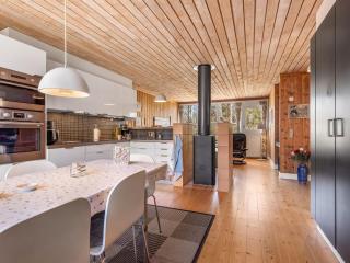 Holiday Home Eivi - 200m from the sea by Interhome - 6