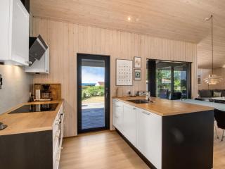 Holiday Home Liesel - 700m from the sea by Interhome - 6