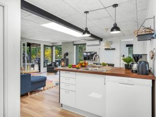 Holiday Home Eli - 1-5km to the fjord by Interhome - 4