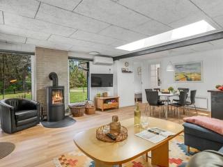 Holiday Home Eli - 1-5km to the fjord by Interhome - 1