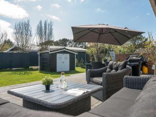 Holiday Home Svenn - 400m from the sea by Interhome - 9