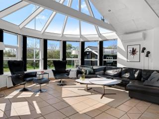 Holiday Home Svenn - 400m from the sea by Interhome - 2