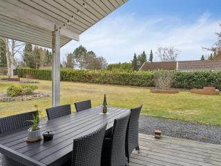 Holiday Home Sida - 1-5km from the sea by Interhome - 6